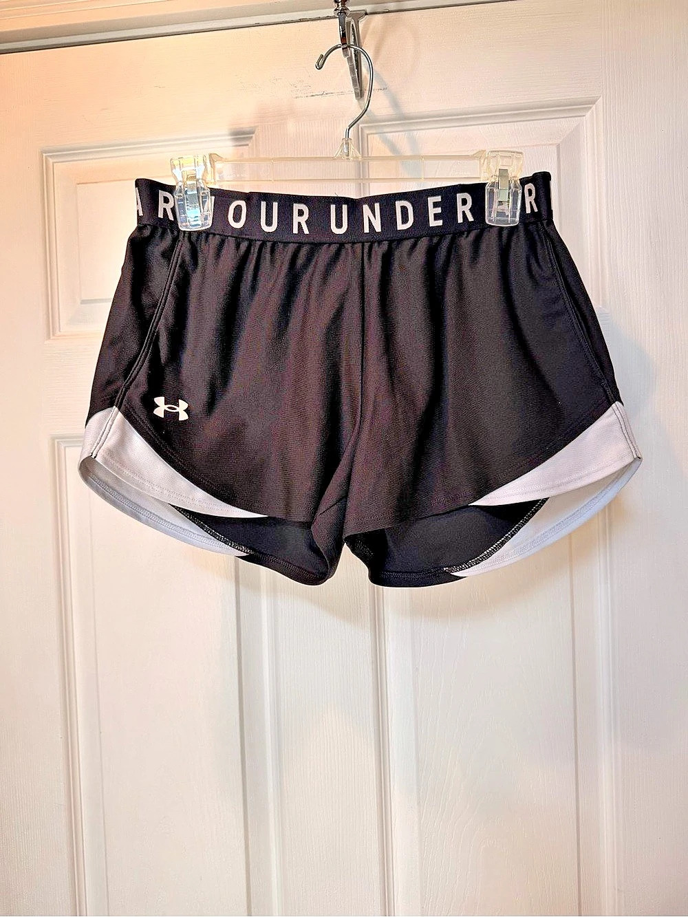 Under Armour Tech Play Up Shorts Women's Athletic Shorts Black & White